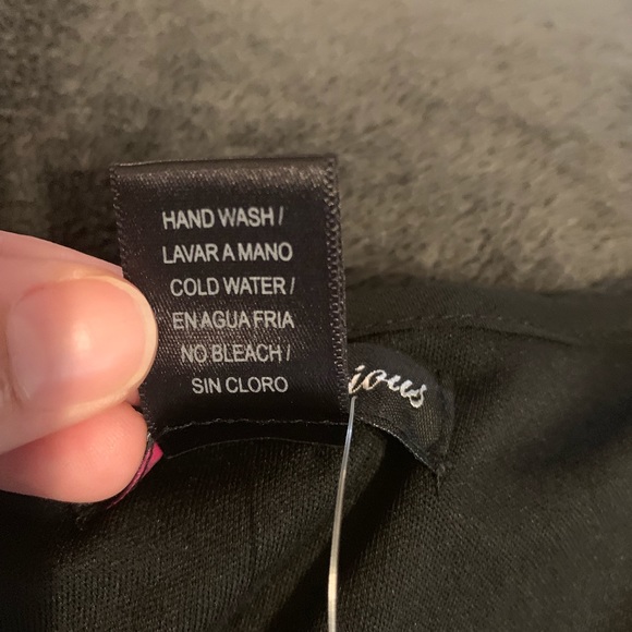 SALE🧨2/$25🧨👗 Dress 👗 - Picture 7 of 7